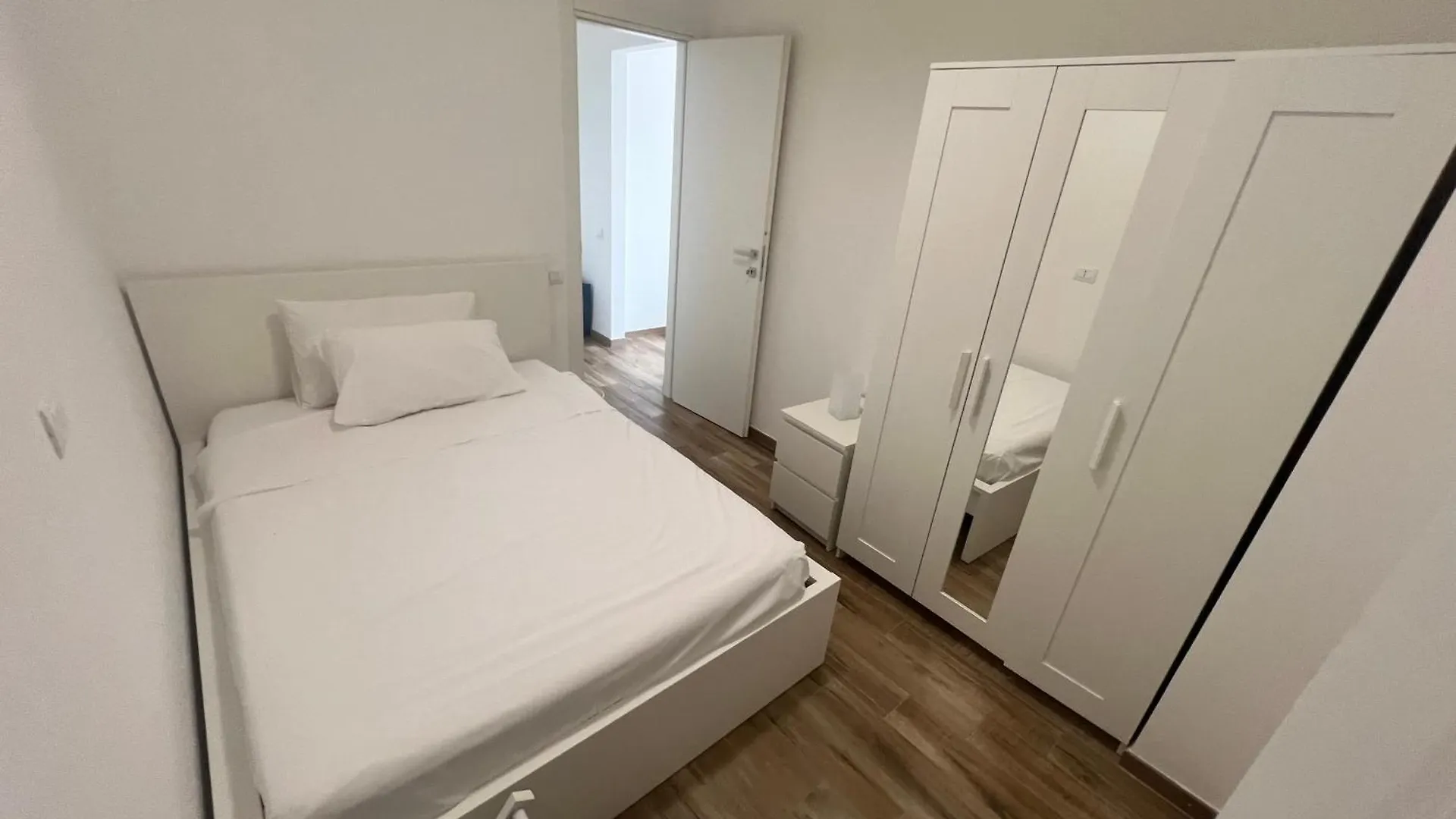 Paul House Brenta Apartamento Milão Itália